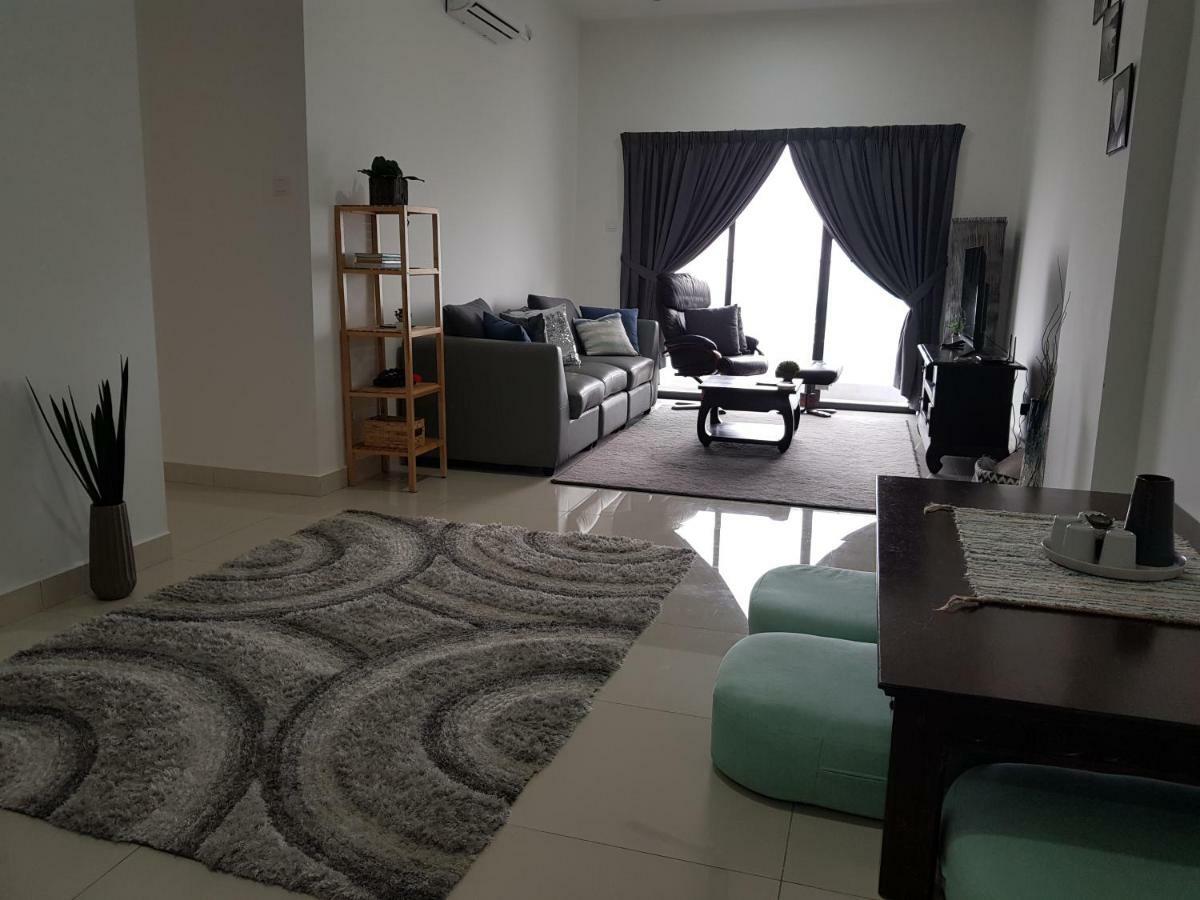 The Executive Seaview 1 At Icon Residence Kuala Terengganu Dış mekan fotoğraf